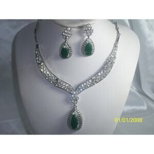 Green rhinestone 3 pc. necklace set, wedding bridal MOB  party formal necklace